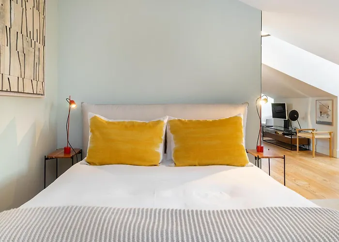 Whome Top-floor In Prime Location * Lizbona